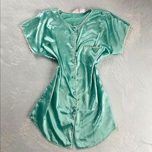 Intimate Moods VTG Short Sleeved Turquoise Nightgown